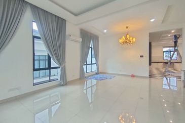 Verge 32 @ Puncak Melawati