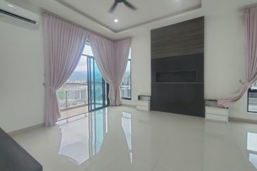 Verge 32 @ Puncak Melawati