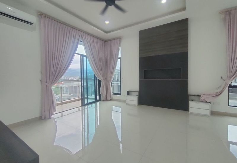 Verge 32 @ Puncak Melawati