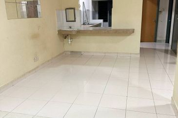 BANDAR ENSTEK (CENDRAWASIH)