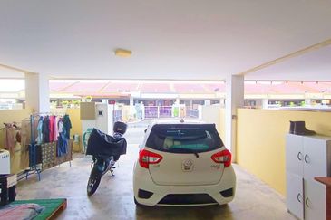 TAMAN BAYU INDERA, LUKUT