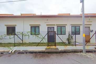 TAMAN BAYU INDERA, LUKUT