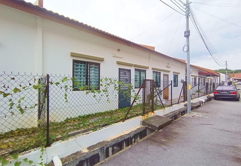 TAMAN BAYU INDERA, LUKUT