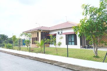 TAMAN BAYU INDERA, LUKUT