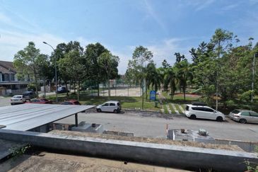 NILAI IMPIAN (LAMAN ORKID)