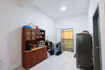 NILAI IMPIAN (LAMAN ORKID)