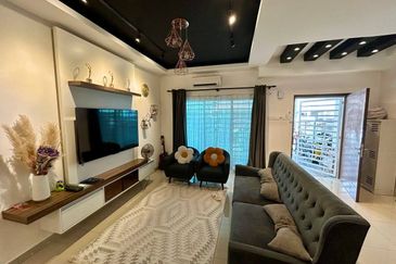 Albury at Mahkota Hills