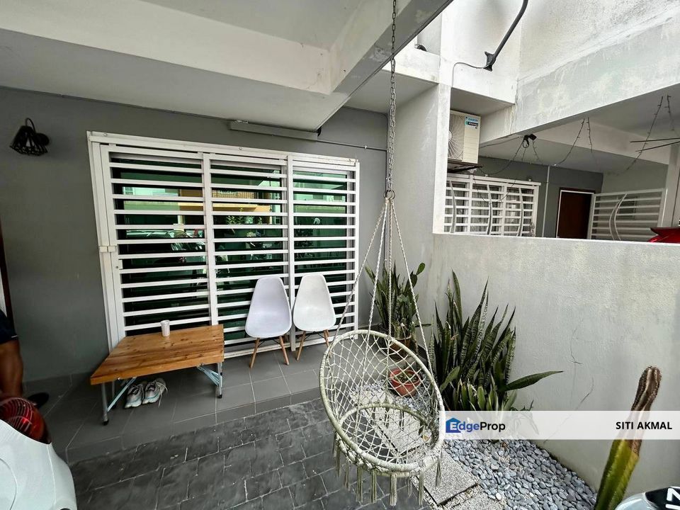 Double storey terrace Albury 2 Mahkota Hills, Lenggeng, Selangor, Semenyih