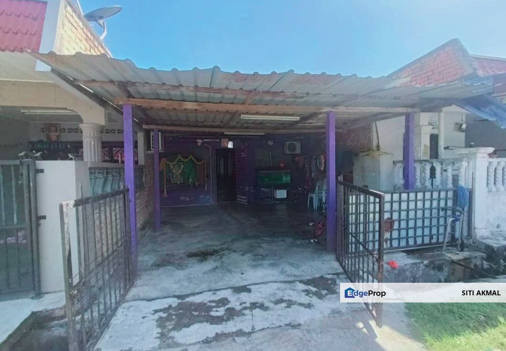 Teres Setingkat Taman Murni, Sepang, Selangor, Sepang