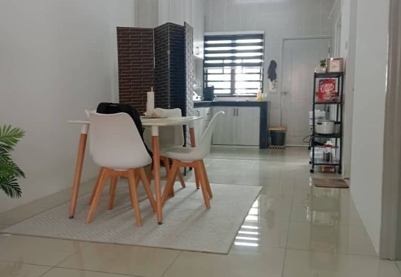 TAMAN BAYU INDERA, LUKUT