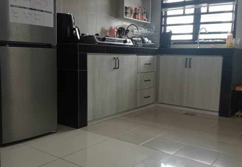 TAMAN BAYU INDERA, LUKUT