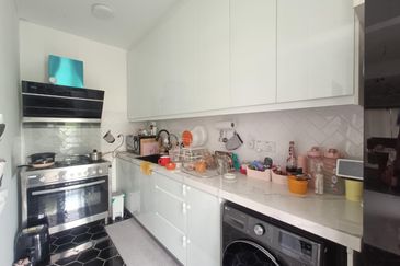 Serenia Amani @ Serenia City