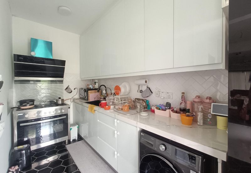 Serenia Amani @ Serenia City