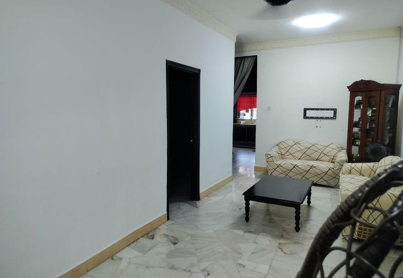 Taman Pinggiran Pedas