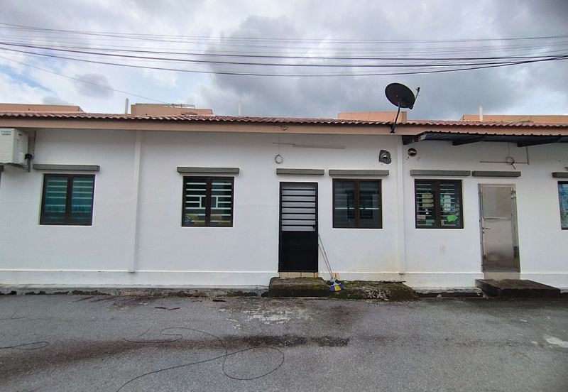 TAMAN BAYU INDERA, LUKUT