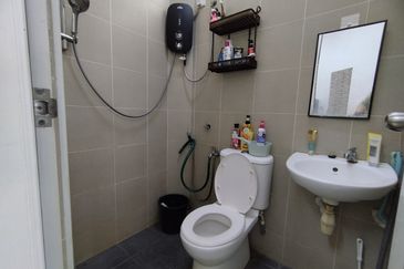 TAMAN BAYU INDERA, LUKUT