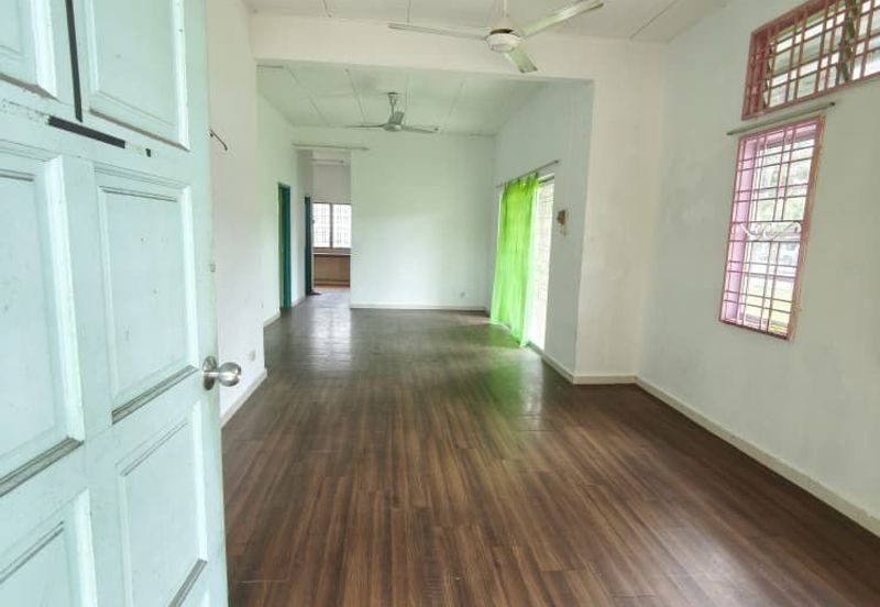 Taman Chembong Utama