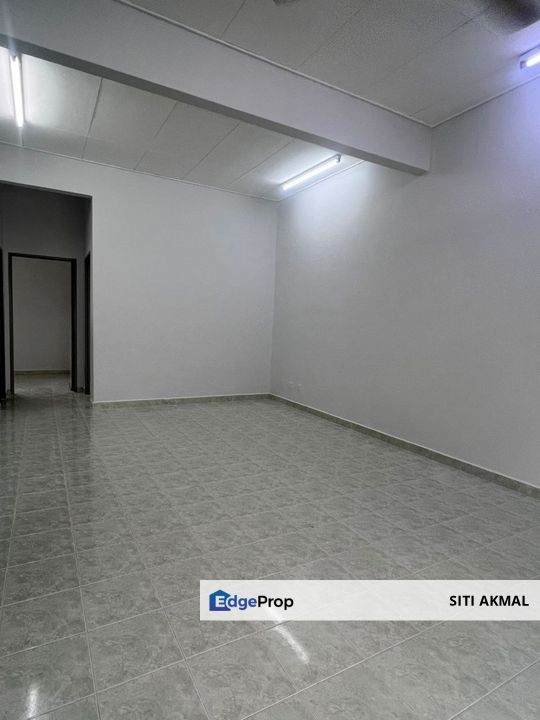 TERES SETINGKAT GARDEN AVENUE, SEREMBAN 2 FOR SALE, Negeri Sembilan, Seremban