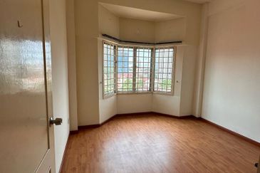 Apartment Bukit Saujana