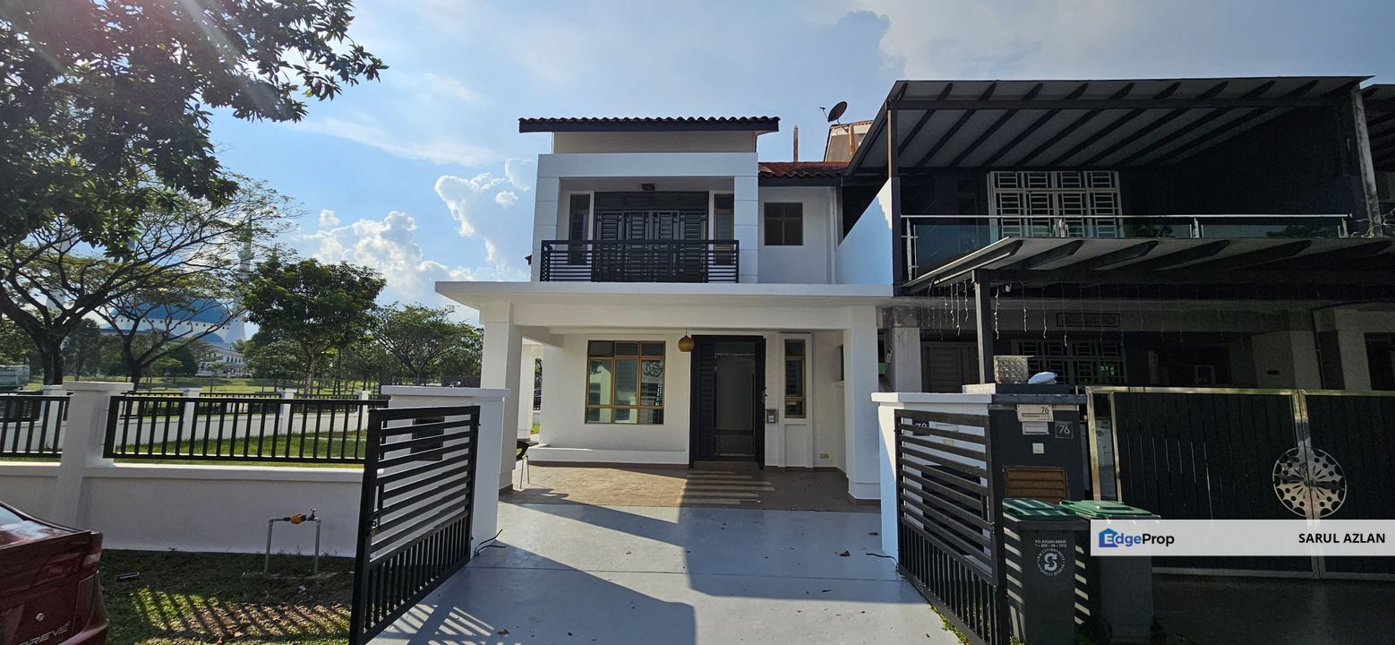 bandar dato onn coner lot double storey for sale, Johor, Johor Bahru