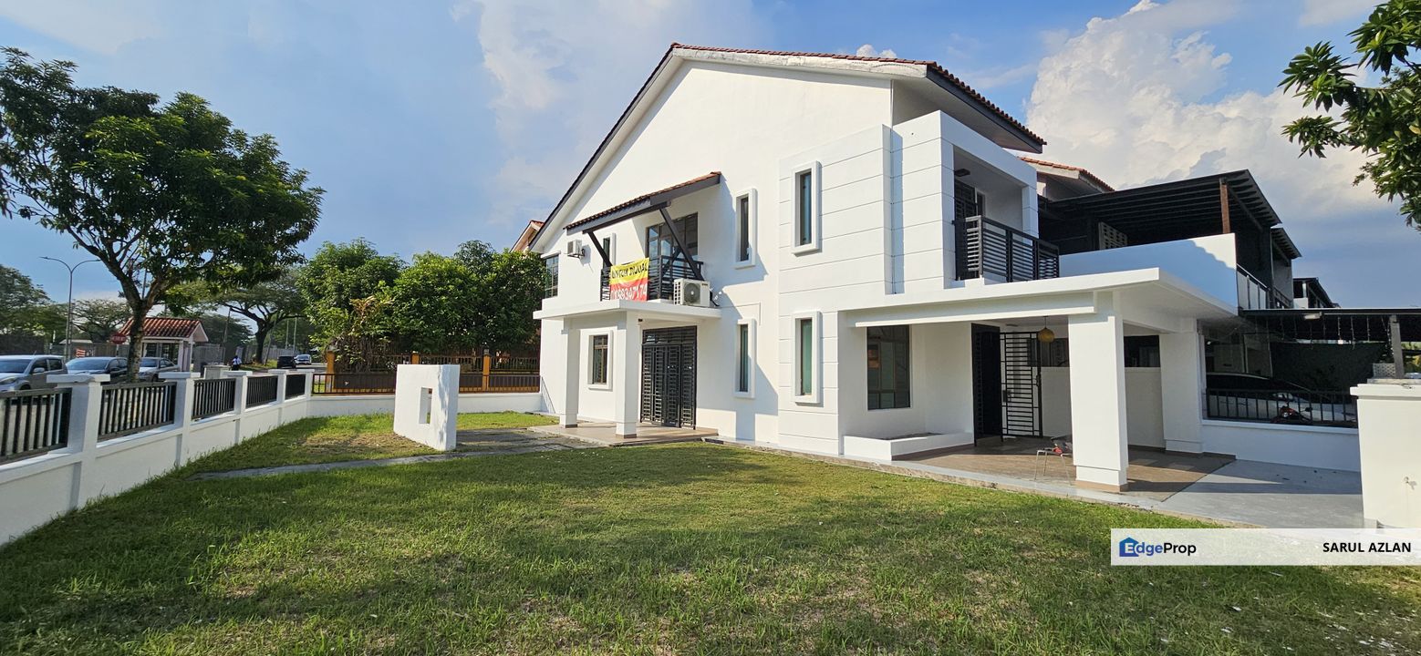 bandar dato onn coner lot double storey for sale, Johor, Johor Bahru