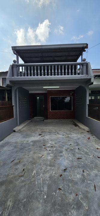 Taman bukit tiram jalan panti double Story for sale, Johor, Ulu Tiram