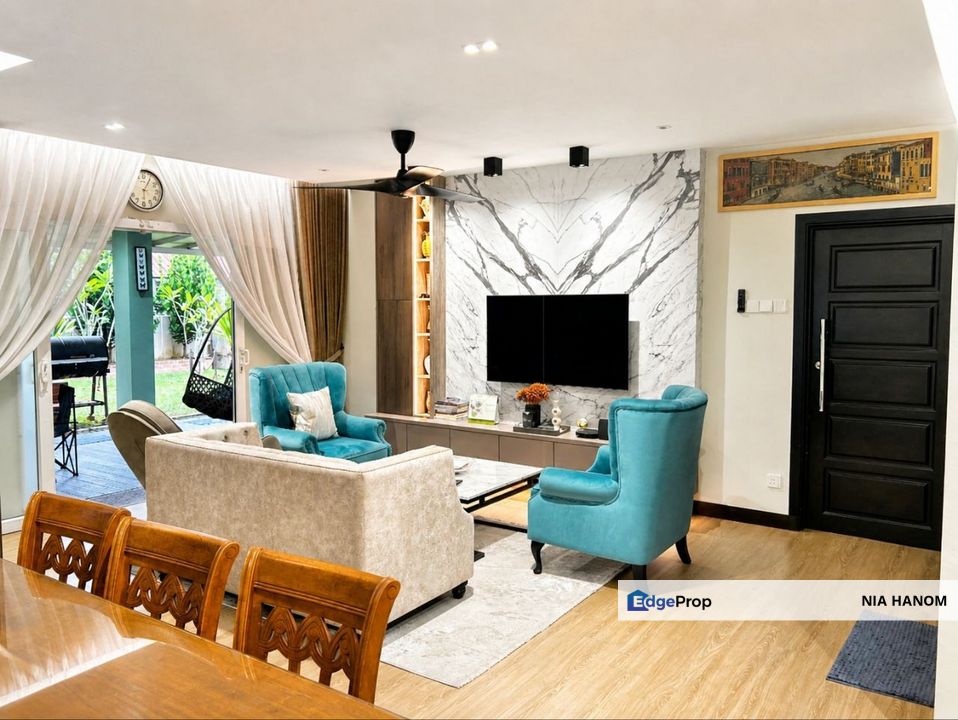 Taman Desa Utama Sungai Merab Spacious 2 Storey Luxury Bungalow, Selangor, Kajang