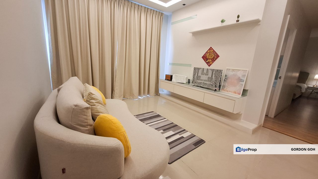 Well-kept Unit 2 bedrooms in Verve Suites FOR SALE!, Kuala Lumpur, Mont Kiara