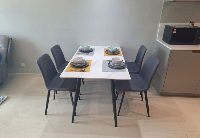 Residensi Solaris Parq