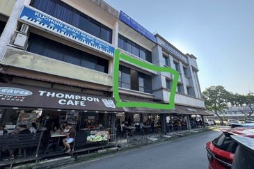 Kuching Jalan Nanas Shoplot for Rent Opposite Sjk Chung Hwa 4