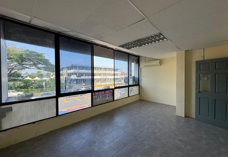 Kuching Jalan Nanas Shoplot for Rent Opposite Sjk Chung Hwa 4