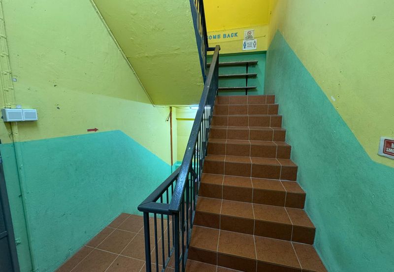 Kuching Jalan Nanas Shoplot for Rent Opposite Sjk Chung Hwa 4