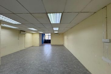 Kuching Jalan Nanas Shoplot for Rent Opposite Sjk Chung Hwa 4