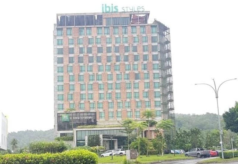 Sabah Kota Kinabalu Inanam Ibis Styles Hotel For Sale