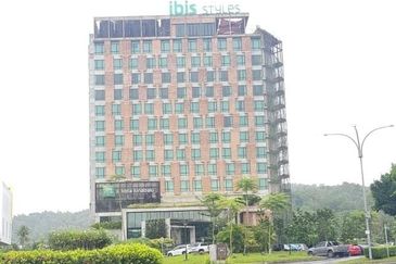 Sabah Kota Kinabalu Inanam Ibis Styles Hotel For Sale