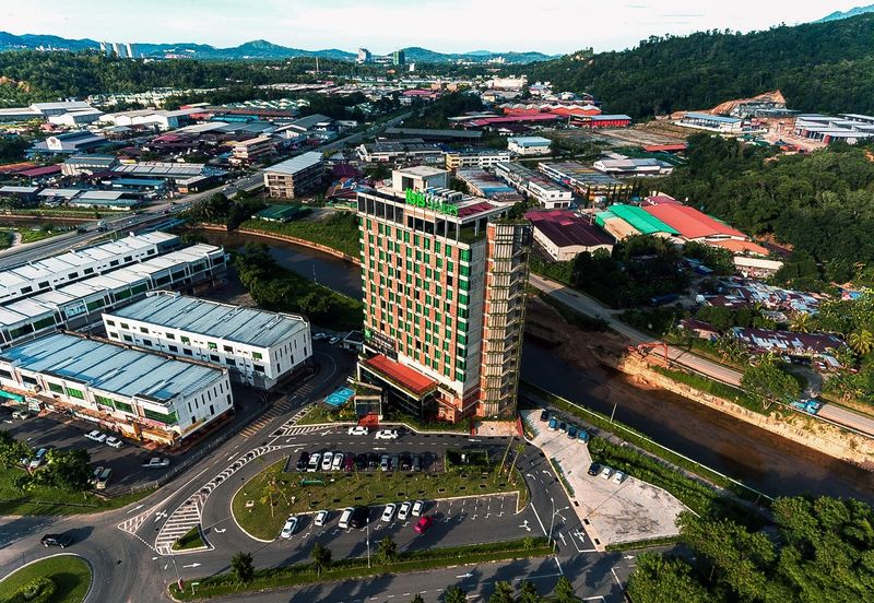 Sabah Kota Kinabalu Inanam Ibis Styles Hotel For Sale