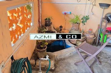 Ayer Hitam Taman Bahagia Teres 2 tingkat Kos Rendah