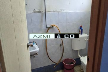 Ayer Hitam Taman Bahagia Teres 2 tingkat Kos Rendah