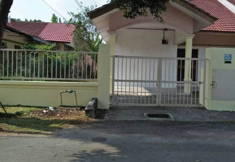 One Storey Semi-D Taman Desa Salak Damai Salak Tinggi