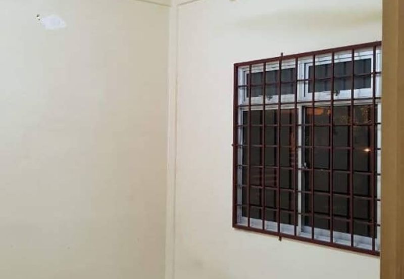 One Storey Semi-D Taman Desa Salak Damai Salak Tinggi