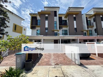 Renovated corner unit townhouse cempakaseri 2 kota seriemas, Negeri Sembilan, Nilai