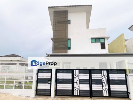 Fully furnished double storey semi-d  house sungai ramal kajang, Selangor, Kajang