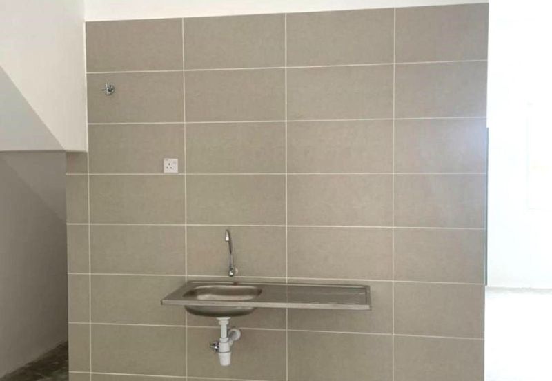 Sendayan Merchant Square