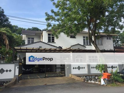 Well maintained double storey semi d house ss4 kelana jaya for rent, Selangor, Petaling Jaya
