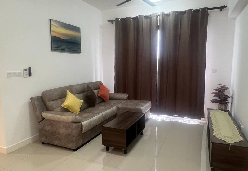 THE PULSE RESIDENCE & THE PULSE