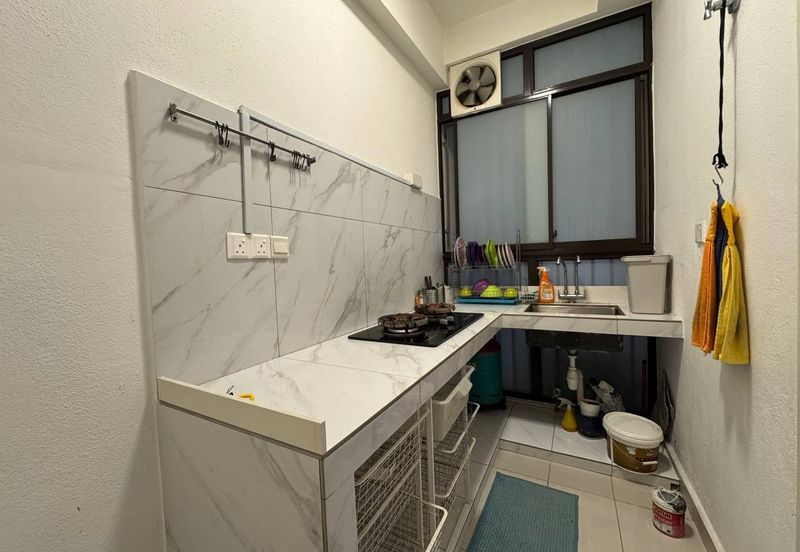 Lake Point Residence