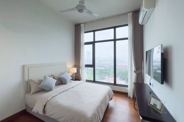 Pavilion Embassy Residence