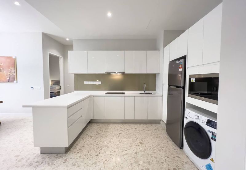 Pavilion Ceylon Hill