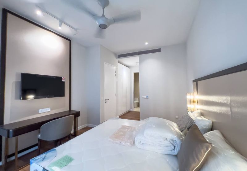 Pavilion Ceylon Hill