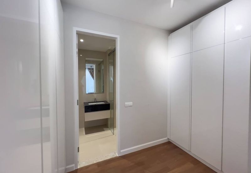 Pavilion Ceylon Hill